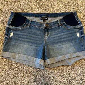 Maternity denim shorts